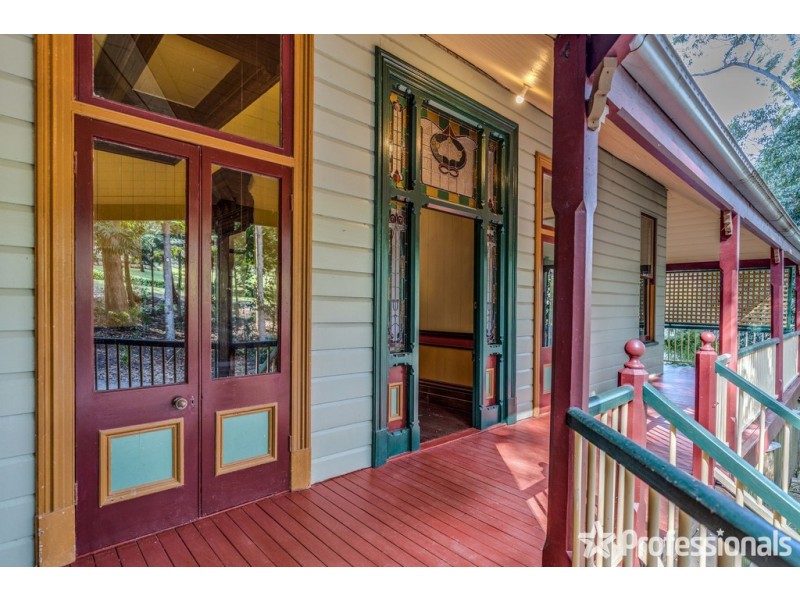 75-77 Benowa Street, Tamborine Mountain QLD 4272