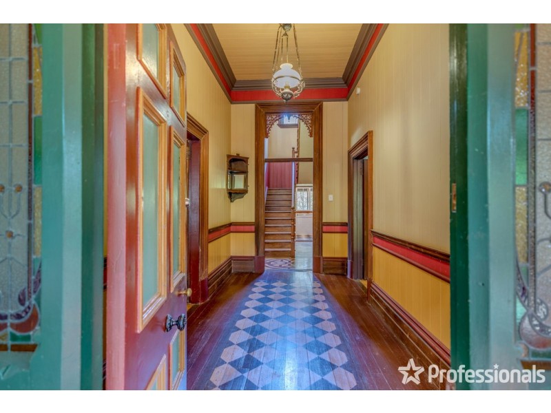 75-77 Benowa Street, Tamborine Mountain QLD 4272