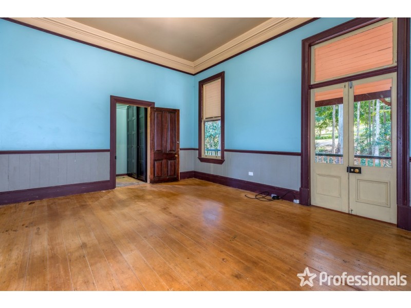 75-77 Benowa Street, Tamborine Mountain QLD 4272