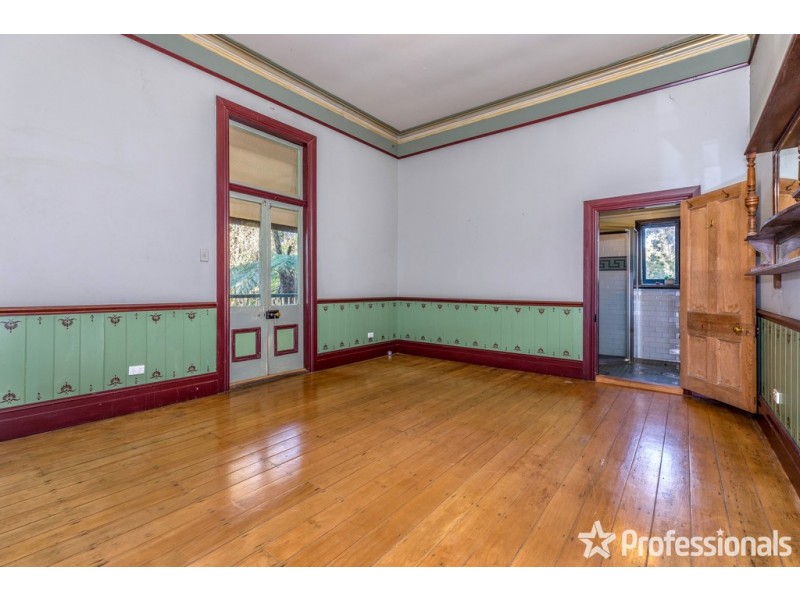 75-77 Benowa Street, Tamborine Mountain QLD 4272