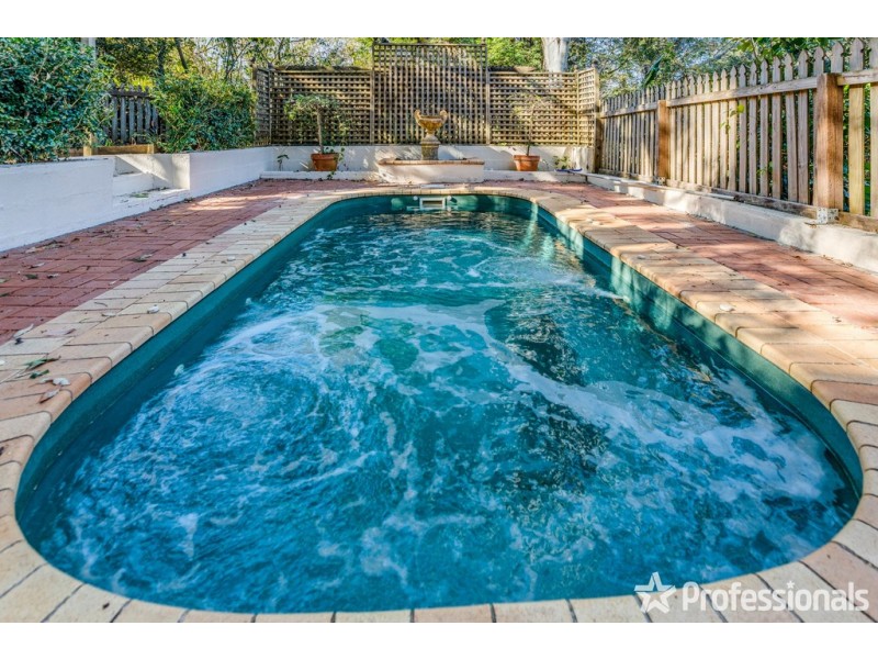 75-77 Benowa Street, Tamborine Mountain QLD 4272