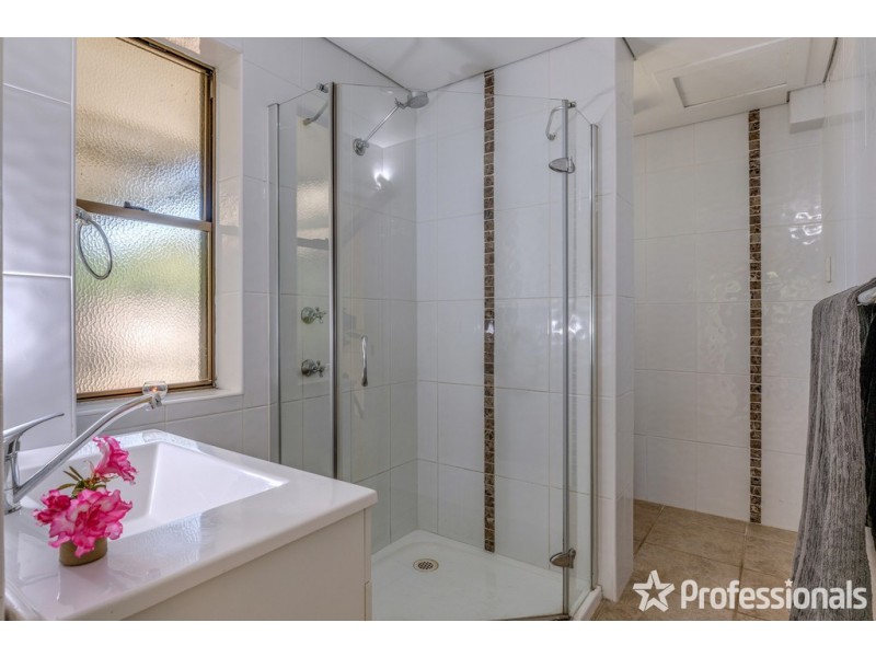 44 Jenyns Road, Tamborine Mountain QLD 4272