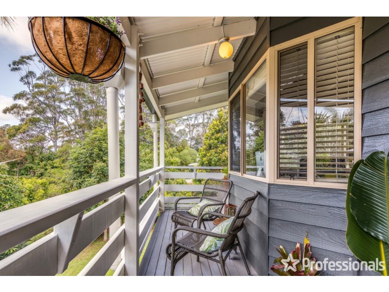 18 Cayambe Court, Tamborine Mountain QLD 4272