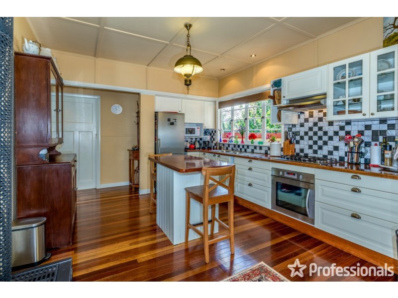 18-20 Lahey Road, Tamborine Mountain QLD 4272