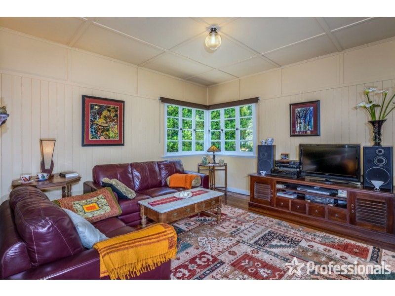 18-20 Lahey Road, Tamborine Mountain QLD 4272