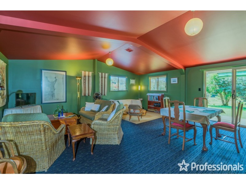 18-20 Lahey Road, Tamborine Mountain QLD 4272