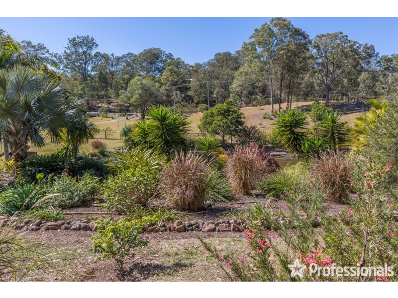 9-15 Murray Grey Drive, Tamborine QLD 4270