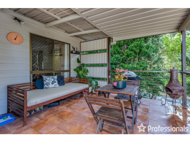 2 Hermon Road, Tamborine Mountain QLD 4272