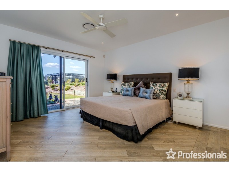 56-62 Beacon Road, Tamborine Mountain QLD 4272