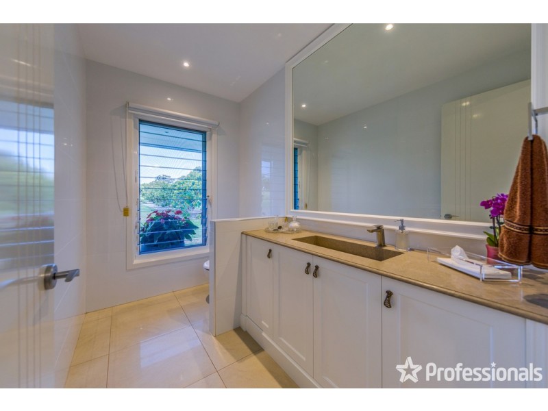 56-62 Beacon Road, Tamborine Mountain QLD 4272