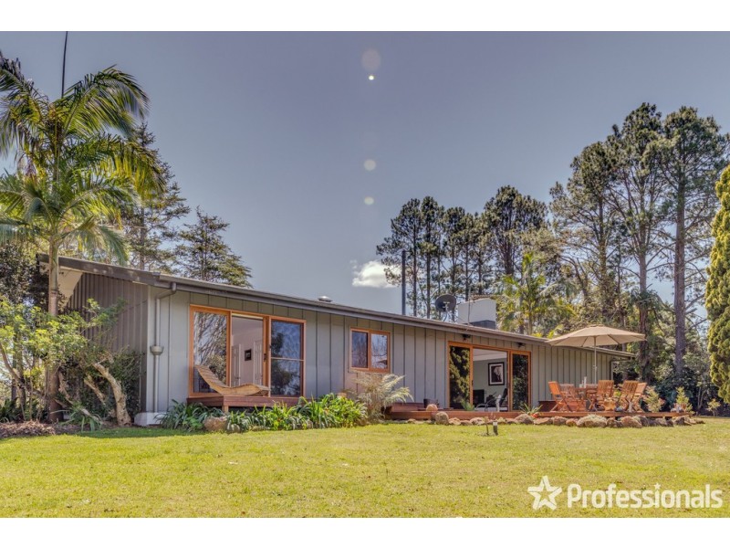 68-70 Siganto Street, Tamborine Mountain QLD 4272