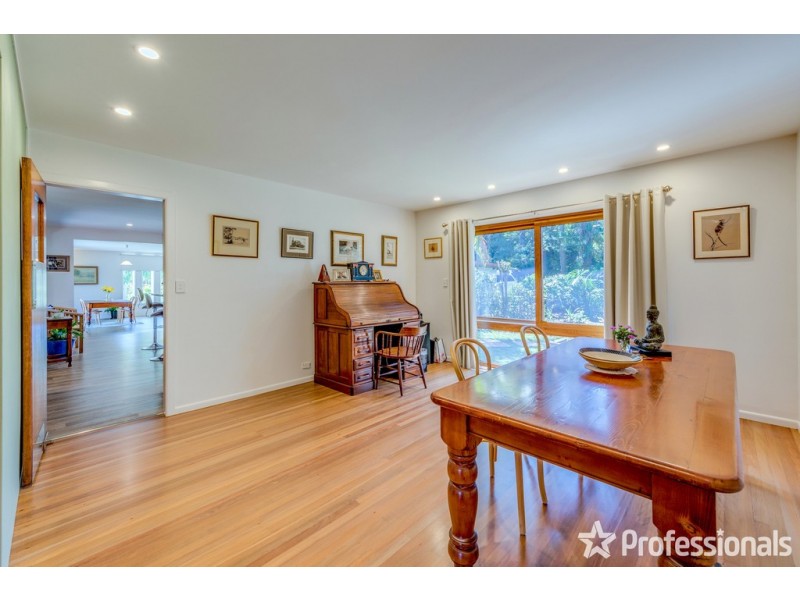 68-70 Siganto Street, Tamborine Mountain QLD 4272