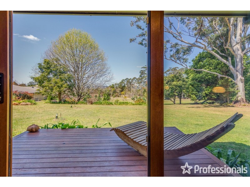 68-70 Siganto Street, Tamborine Mountain QLD 4272