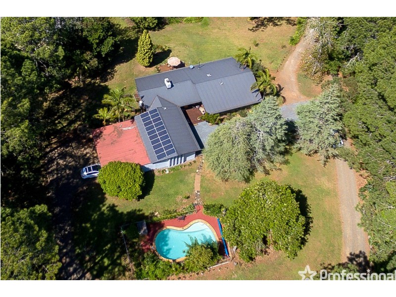 68-70 Siganto Street, Tamborine Mountain QLD 4272