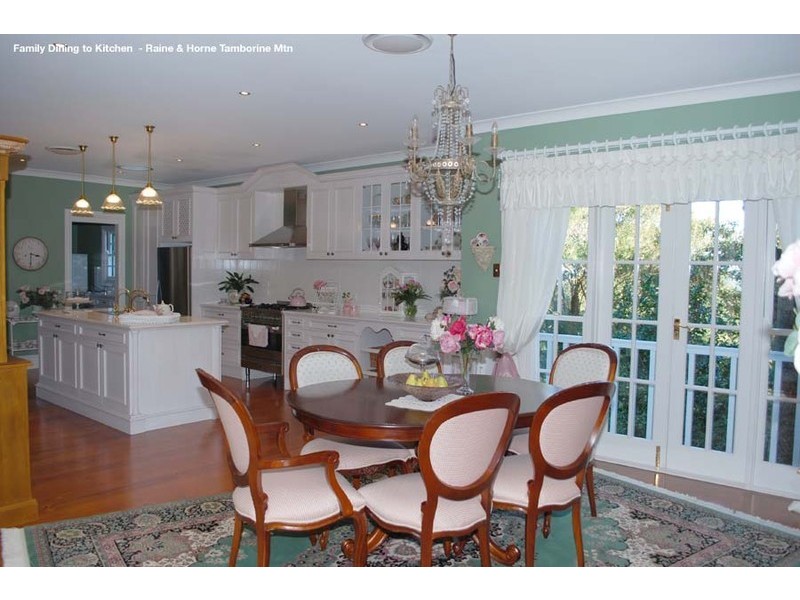 13 Central Avenue, Eagle Heights QLD 4271