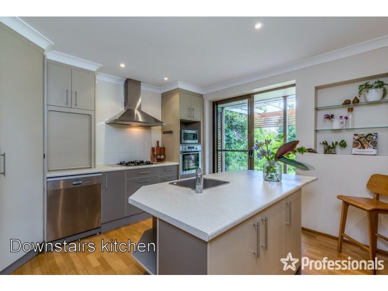 48-50 Sequoia Drive, Tamborine Mountain QLD 4272