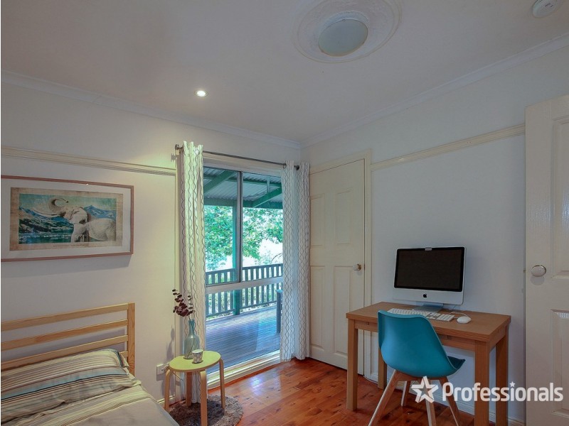 34 Kinabalu Drive, Tamborine Mountain QLD 4272