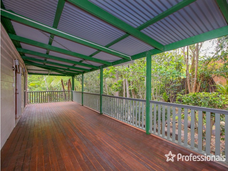 34 Kinabalu Drive, Tamborine Mountain QLD 4272