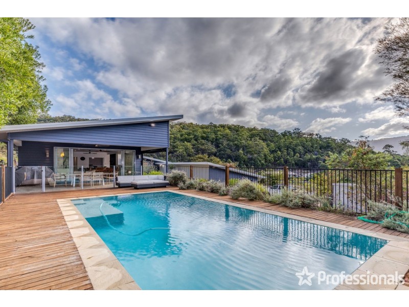 2 Yallanbee Court, Wongawallan QLD 4210