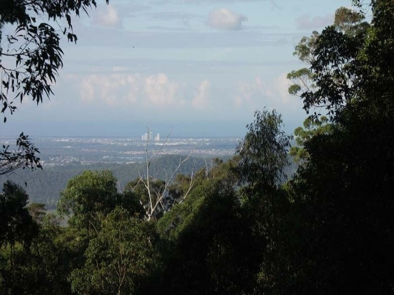 48 Landman Court, Clagiraba QLD 4211