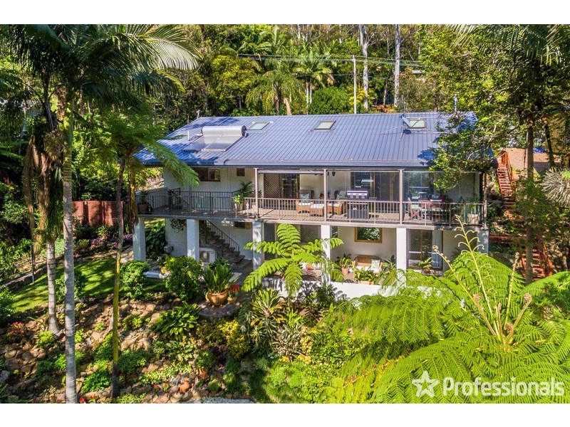 77 Kinabalu Drive, Tamborine Mountain QLD 4272