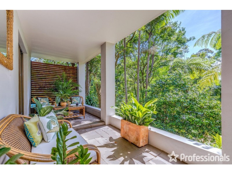 77 Kinabalu Drive, Tamborine Mountain QLD 4272
