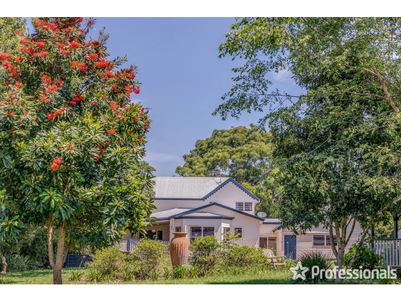 106-108 Eagle Heights Road, Tamborine Mountain QLD 4272