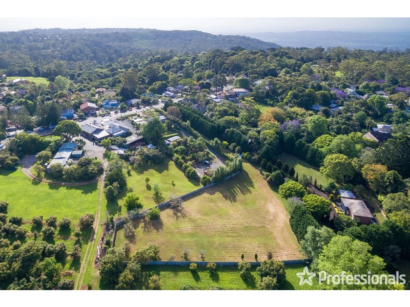 118 Long Road, Tamborine Mountain QLD 4272