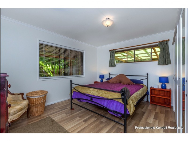 10 Kidd Street, North Tamborine QLD 4272