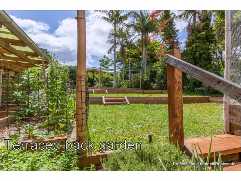 10 Kidd Street, North Tamborine QLD 4272