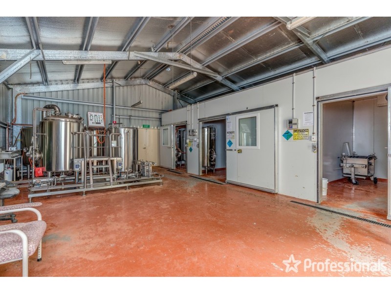 10-14 Macdonnell Road, Tamborine Mountain QLD 4272