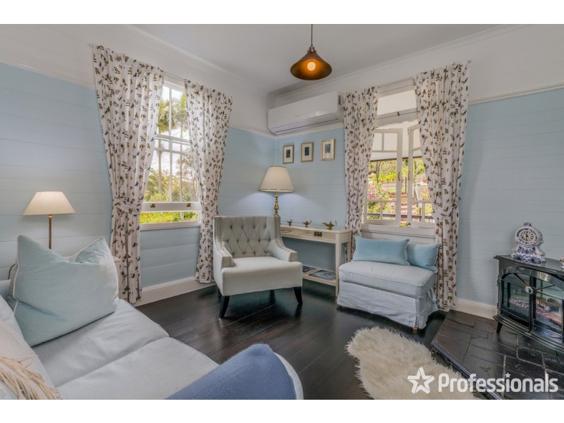 59 Long Road, Tamborine Mountain QLD 4272
