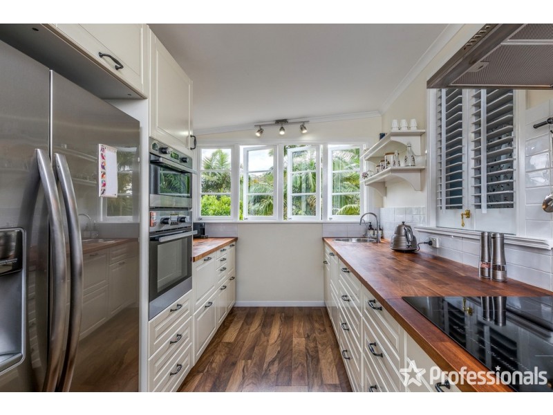 59 Long Road, Tamborine Mountain QLD 4272