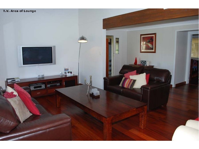 199-201 MacDonnell Road, Eagle Heights QLD 4271