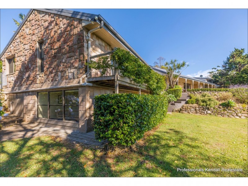 71 Bateke Road, Tamborine Mountain QLD 4272