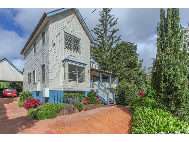 30 North Street, Tamborine Mountain QLD 4272