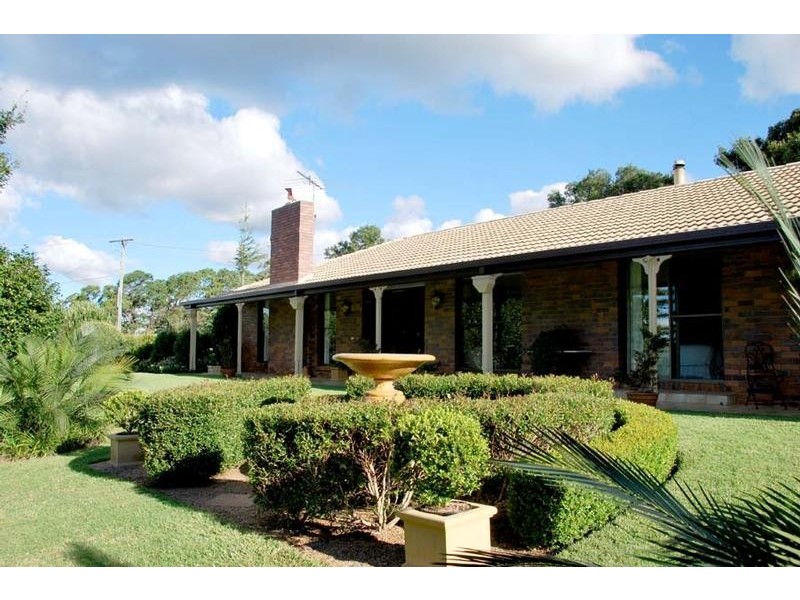 34  Kootenai Drive, North Tamborine QLD 4272