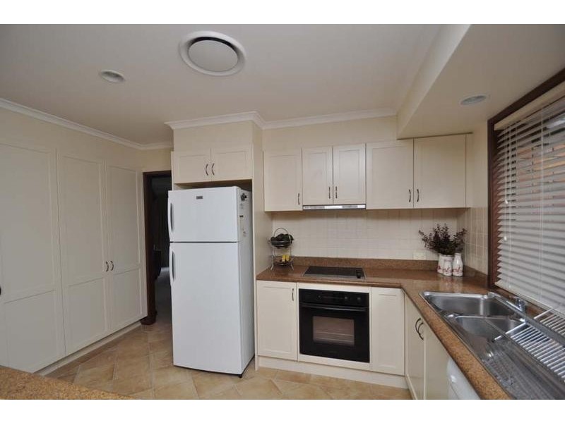 34  Kootenai Drive, North Tamborine QLD 4272