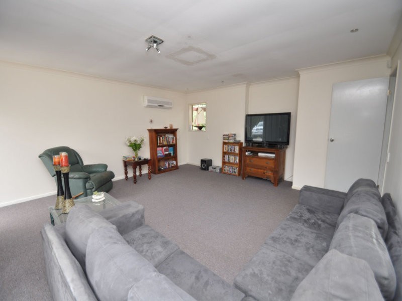 5 Tolima Drive, Eagle Heights QLD 4271