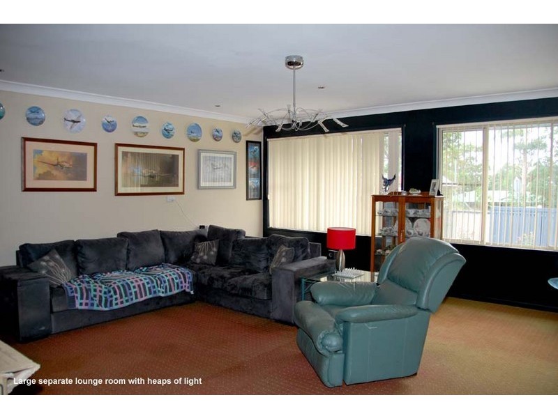 5 Tolima Drive, Eagle Heights QLD 4271