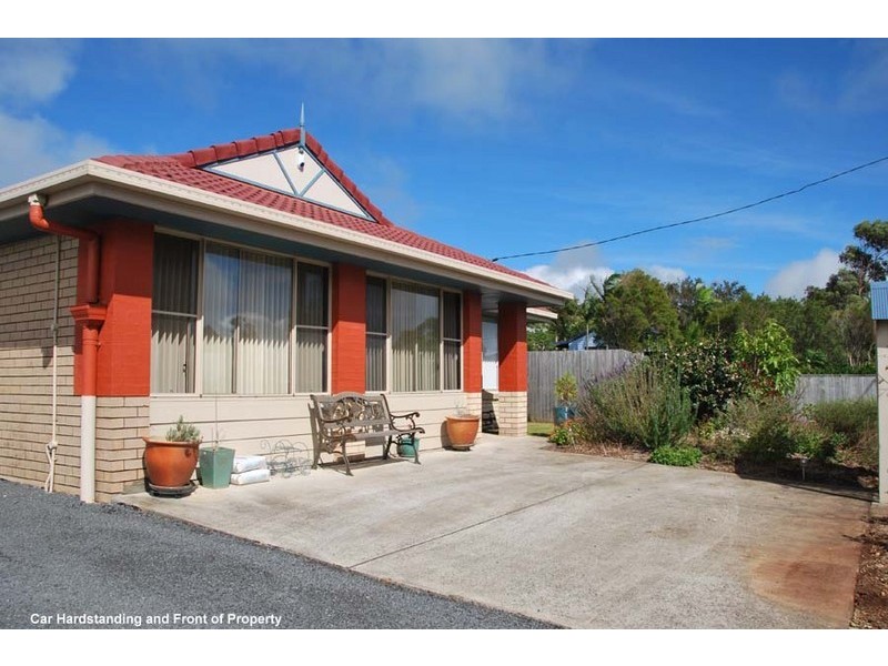 5 Tolima Drive, Eagle Heights QLD 4271