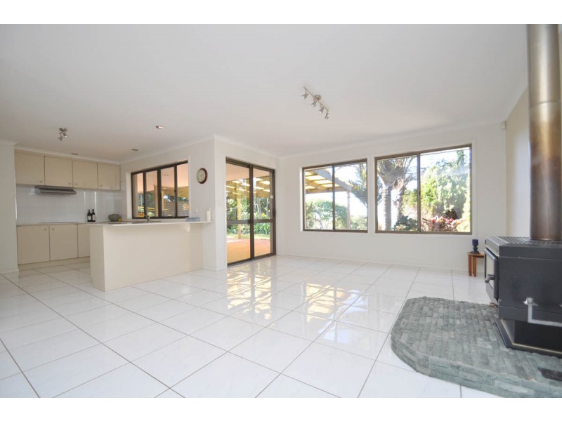 41 Alpine Tce, Tamborine Mountain QLD 4272