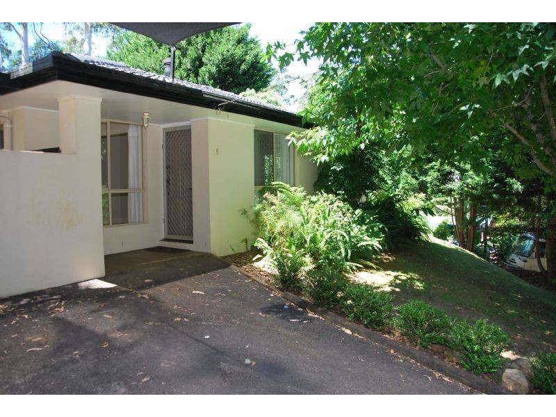 5 Kamet Court, Eagle Heights QLD 4271