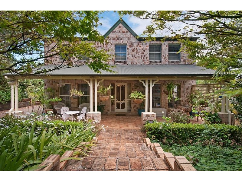20 Ben Nevis Street, Tamborine Mountain QLD 4272