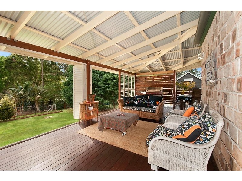 20 Ben Nevis Street, Tamborine Mountain QLD 4272