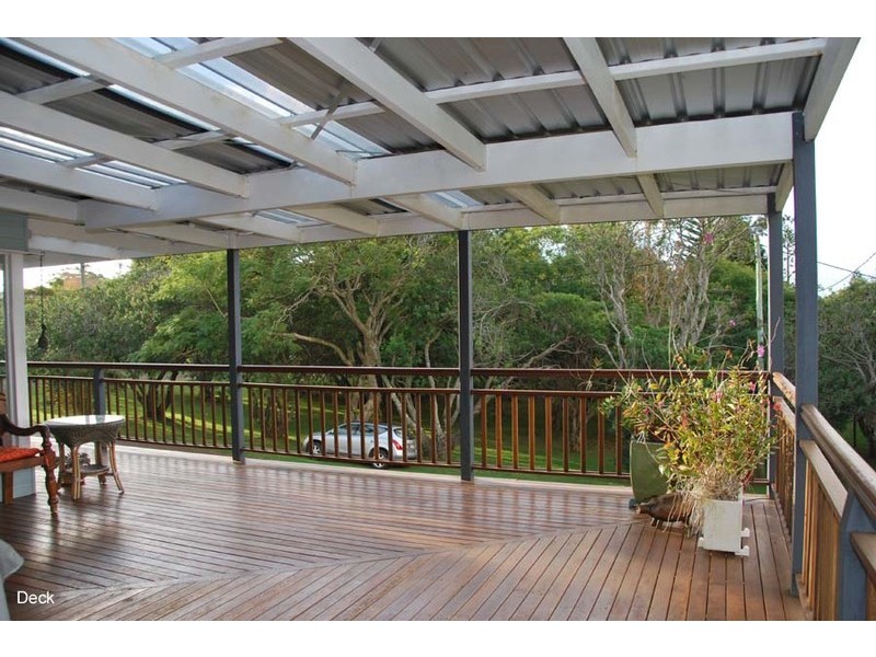 4  Golfers Crescent, Eagle Heights QLD 4271