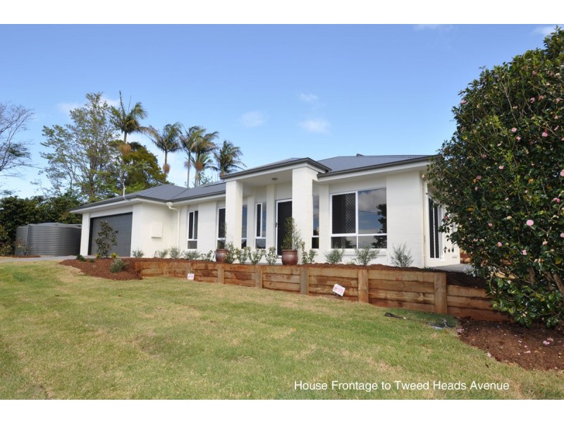 8 Tweed Heads Avenue, Eagle Heights QLD 4271