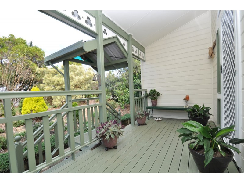 76 Magnetic Drive, Eagle Heights QLD 4271