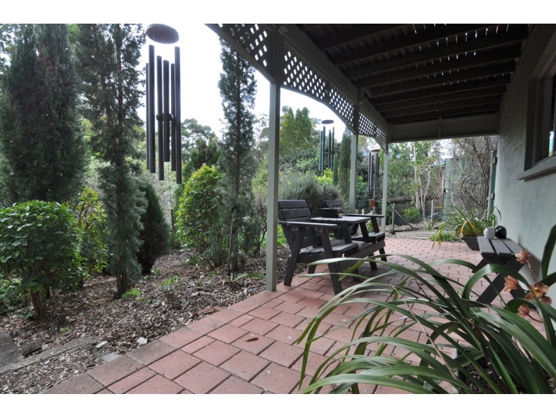 76 Magnetic Drive, Eagle Heights QLD 4271