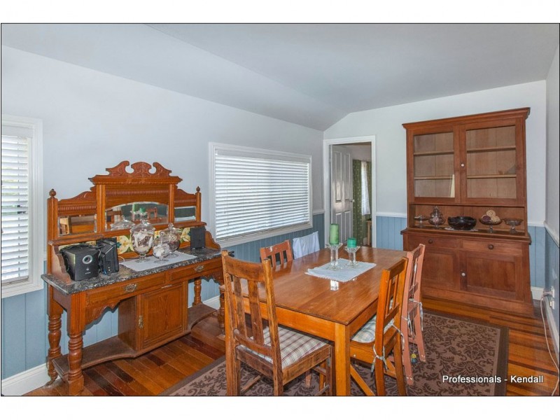 23 Power Parade, Tamborine Mountain QLD 4272